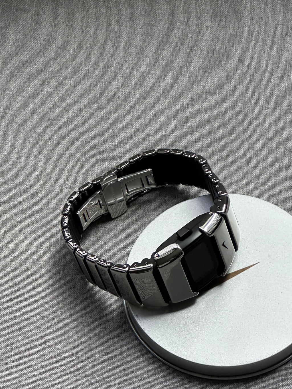 Nike D-Line Satin Silver Digital Watch | Rare Collectible | Unisex Retro Sports Timepiece
